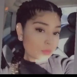 Meet your Posher, Sheila